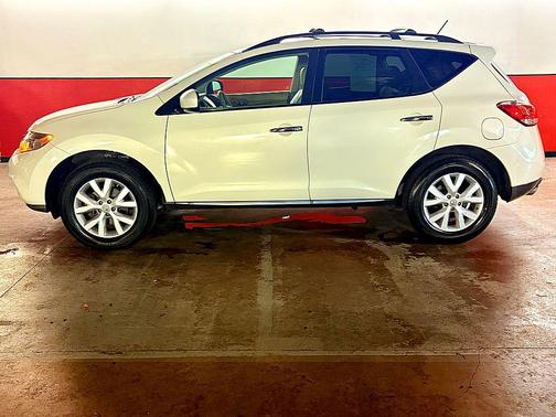 2011 Nissan Murano LE