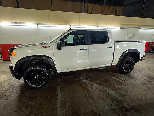 2019 Chevrolet Silverado 1500 Custom Trail Boss