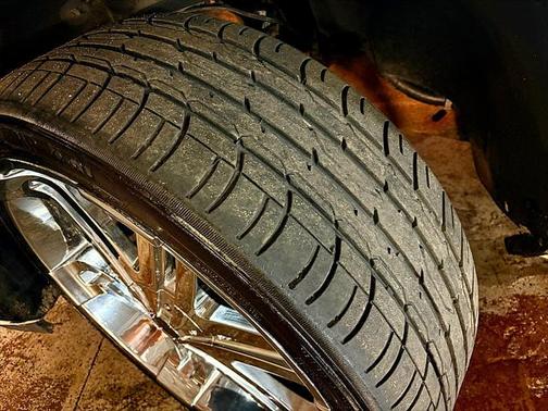 2008 Cadillac Escalade Base