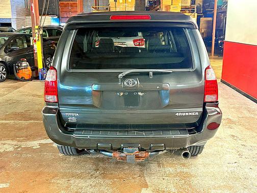 2007 Toyota 4Runner Limited V8