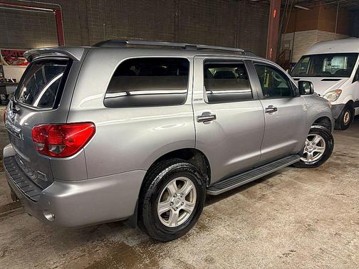 SILVER 2008 Toyota Sequoia Limited