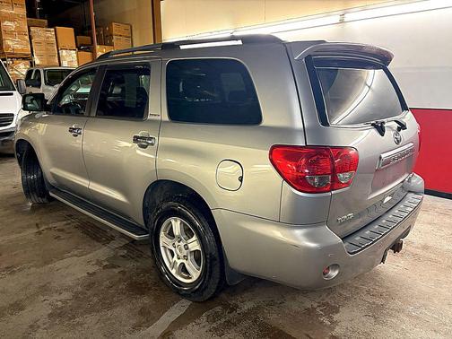 SILVER 2008 Toyota Sequoia Limited