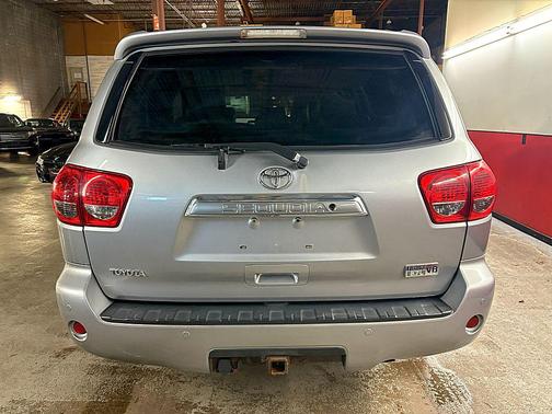 SILVER 2008 Toyota Sequoia Limited