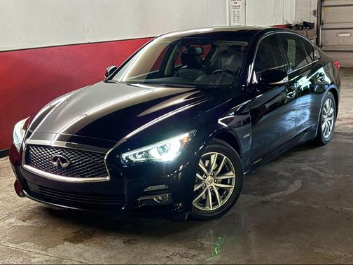 BLACK 2014 INFINITI Q50 Hybrid Premium