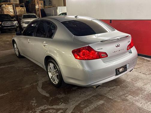 SILVER 2013 INFINITI G37x Base