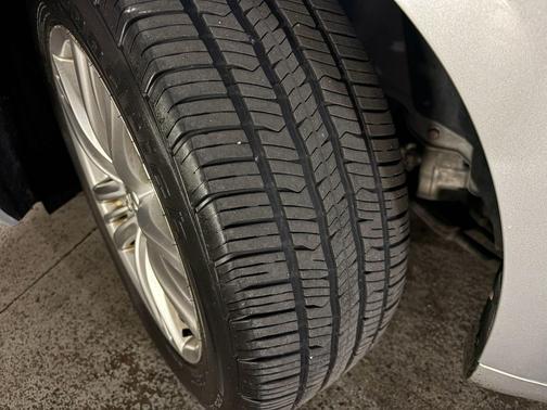 SILVER 2013 INFINITI G37x Base