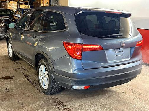 2016 Honda Pilot LX