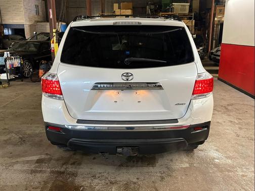 2013 Toyota Highlander Limited
