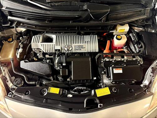 2013 Toyota Prius Five