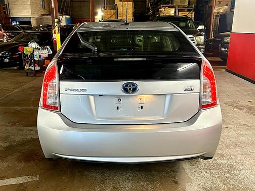 2013 Toyota Prius Five