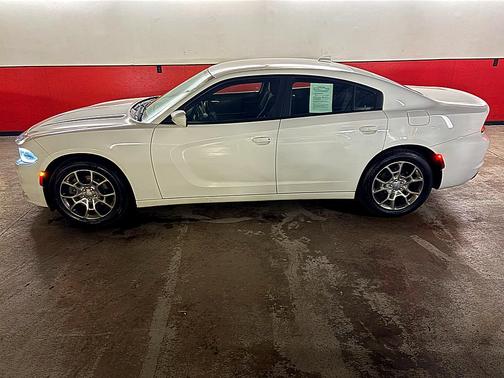 WHITE 2016 Dodge Charger SXT