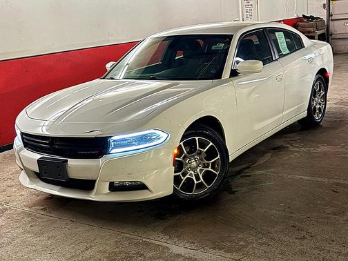WHITE 2016 Dodge Charger SXT