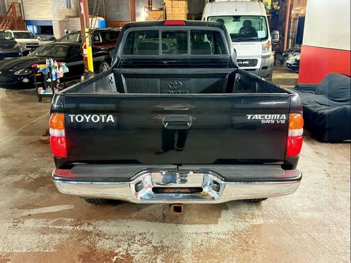 2004 Toyota Tacoma Xtracab