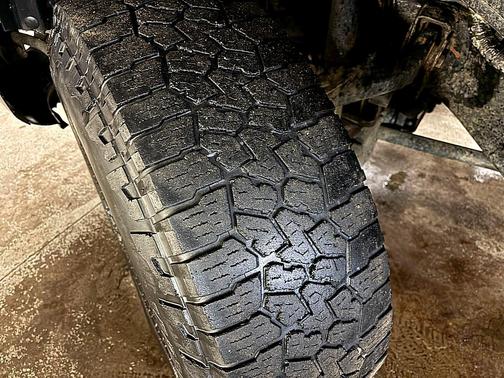 2003 GMC Sierra 2500 SLT H/D Crew Cab