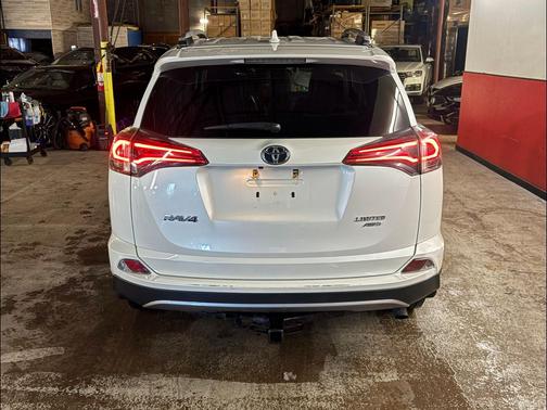 2017 Toyota RAV4 Limited