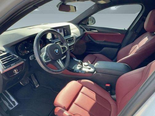 2023 BMW X4 xDrive30i