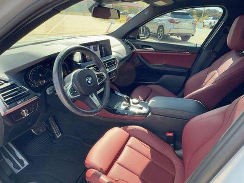2023 BMW X4 xDrive30i