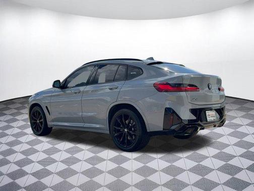 2023 BMW X4 xDrive30i