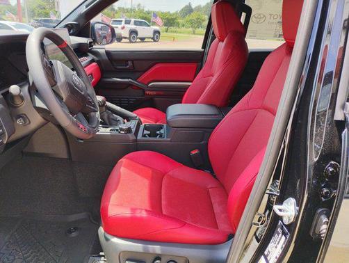2025 Toyota 4Runner TRD Off Road