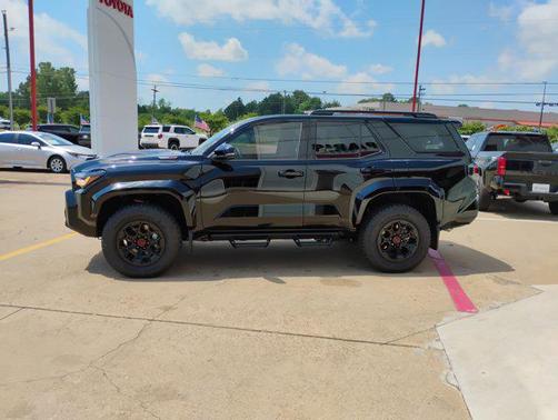 2025 Toyota 4Runner TRD Off Road