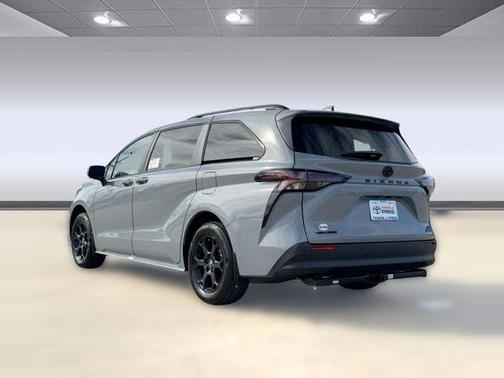 2026 Toyota Sienna Woodland Edition