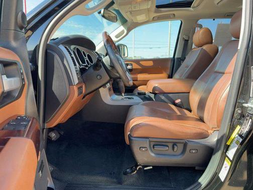2016 Toyota Sequoia Platinum