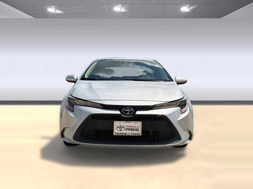 Classic Silver Metallic 2021 Toyota Corolla LE