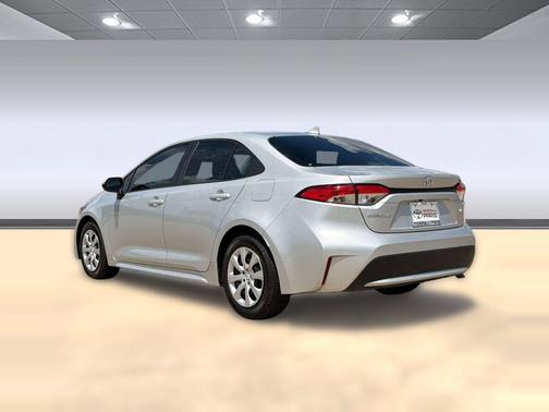 Classic Silver Metallic 2021 Toyota Corolla LE
