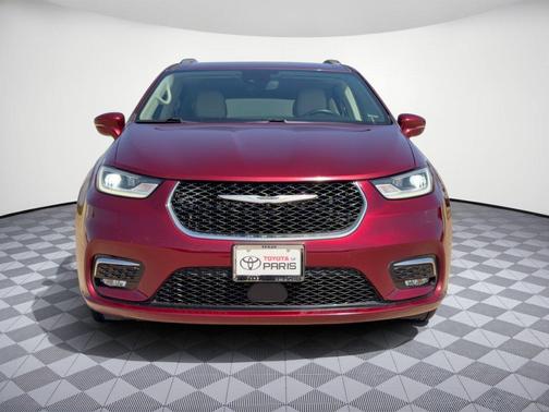 Velvet Red Pearlcoat 2021 Chrysler Pacifica Touring L