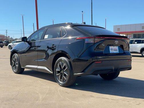 2026 Toyota bZ XLE Plus