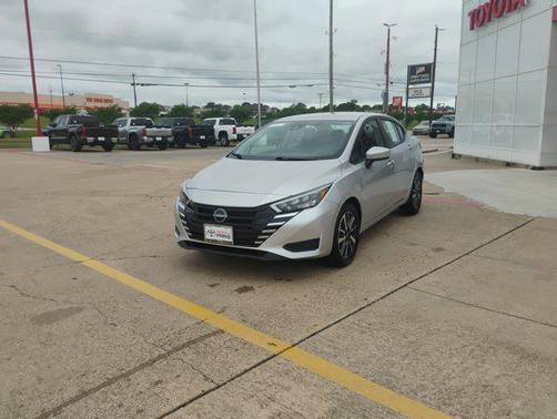 2025 Nissan Versa 1.6 SV