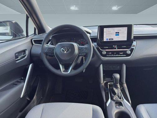 2025 Toyota Corolla Hybrid SE