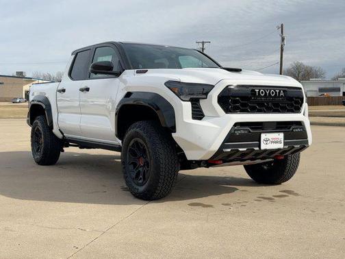 2026 Toyota Tacoma Hybrid TRD Pro