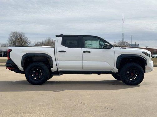 2026 Toyota Tacoma Hybrid TRD Pro