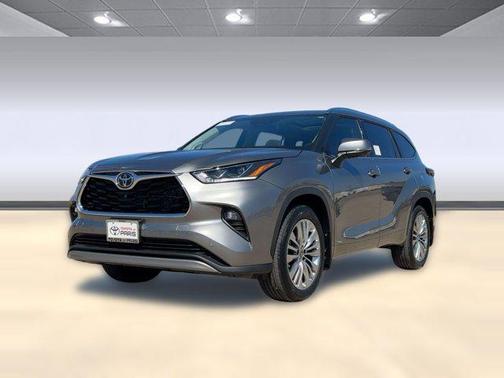2026 Toyota Highlander Hybrid Platinum