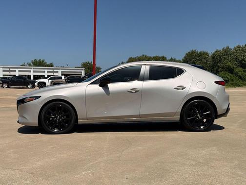 Platinum Quartz Metallic 2025 Mazda Mazda3 2.5 S Select Sport