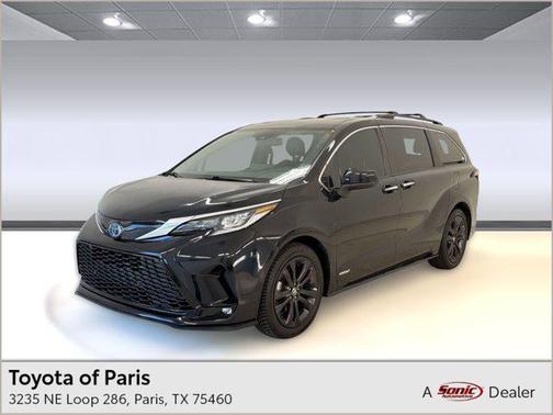 2021 Toyota Sienna XSE 7 Passenger