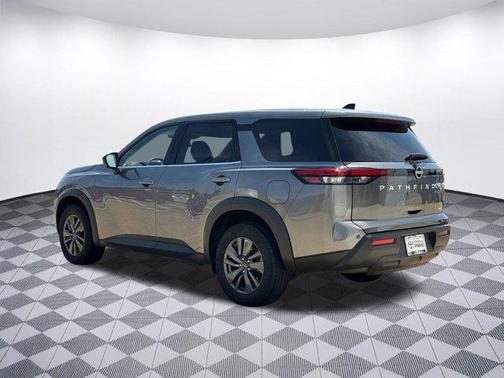 2023 Nissan Pathfinder S 4WD