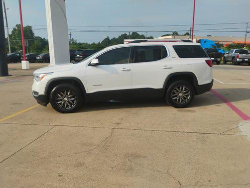2017 GMC Acadia SLT-1