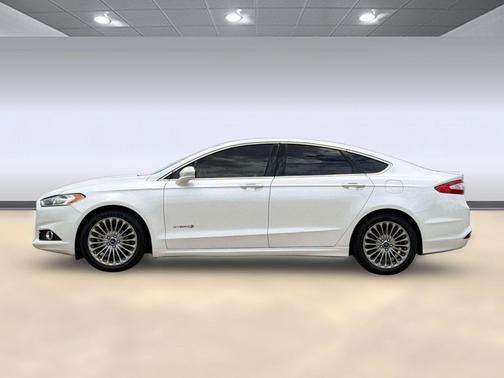 White 2014 Ford Fusion Hybrid Titanium