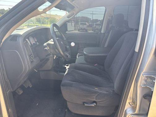 2005 Dodge Ram 2500 SLT Quad Cab