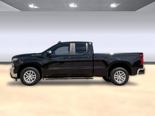 Black 2019 Chevrolet Silverado 1500 LT