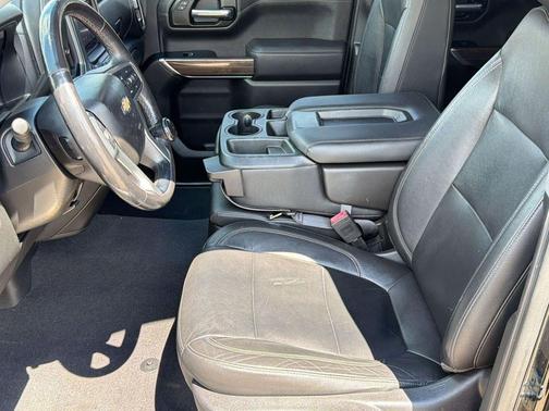 Black 2019 Chevrolet Silverado 1500 LT