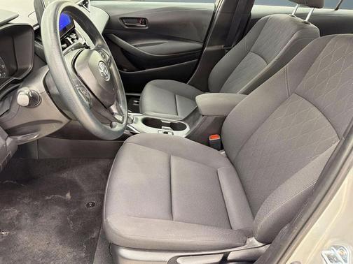 Classic Silver Metallic 2025 Toyota Corolla LE