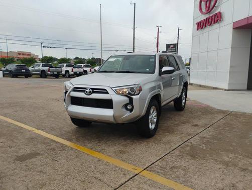 2024 Toyota 4Runner SR5