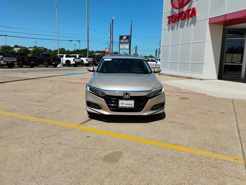 2019 Honda Accord EX
