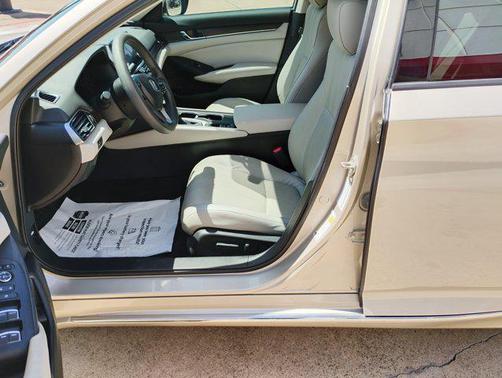 2019 Honda Accord EX