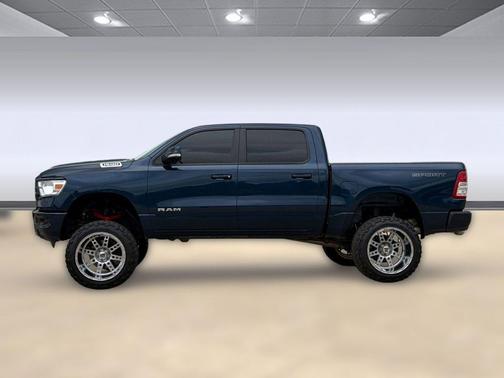 Patriot Blue Pearlcoat 2022 RAM 1500 Lone Star