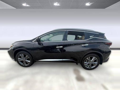 Magnetic Black Pearl 2022 Nissan Murano Platinum FWD