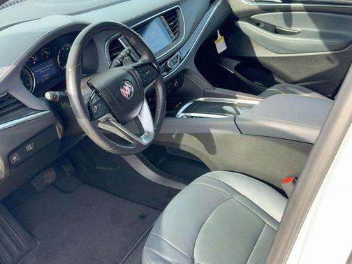 2022 Buick Enclave FWD Essence